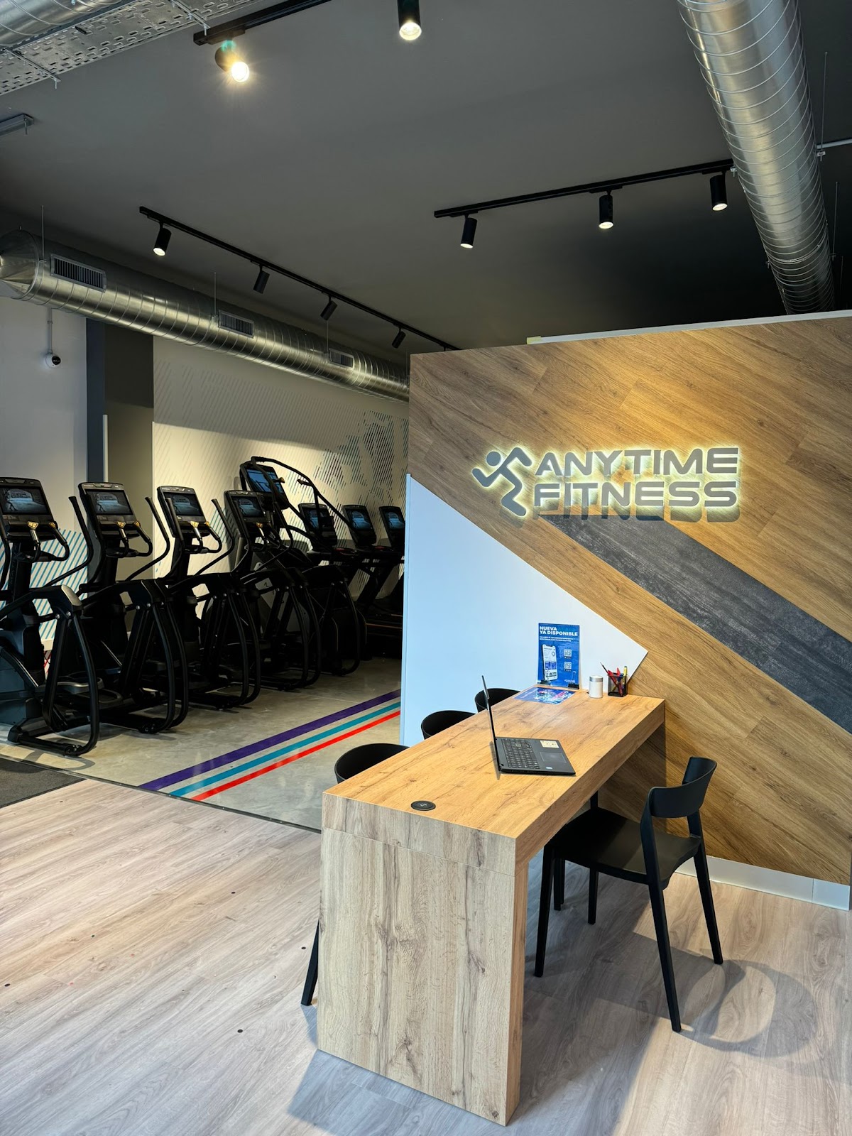 Photo de la salle de sport Anytime Fitness Badalona Centre à Carrer de Sant Ramon, 38, 08912 Badalona, Barcelona, España
