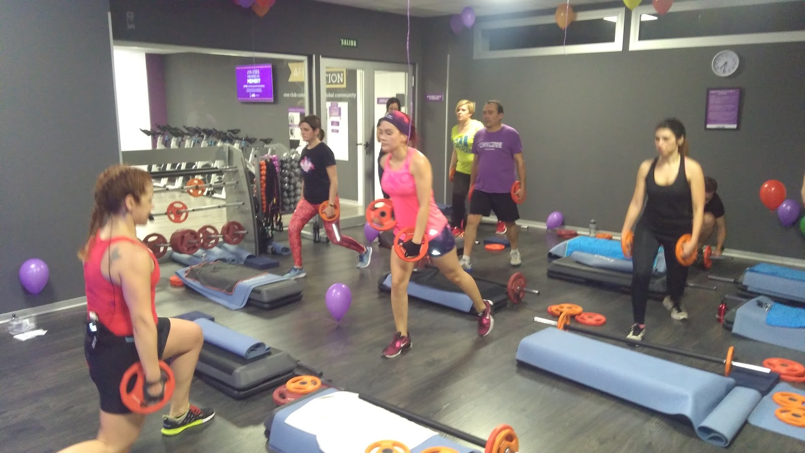 Photo de la salle de sport Anytime Fitness Esplugues à Carrer de Josep Anselm Clavé, 6, 08950 Esplugues de Llobregat, Barcelona, España