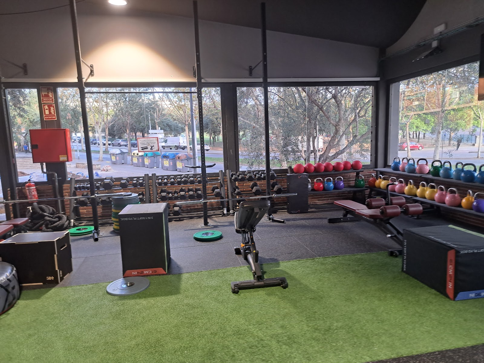 Photo de la salle de sport Basic Factory Badalona à Rambla de Sant Joan, 103, 08917 Badalona, Barcelona, España