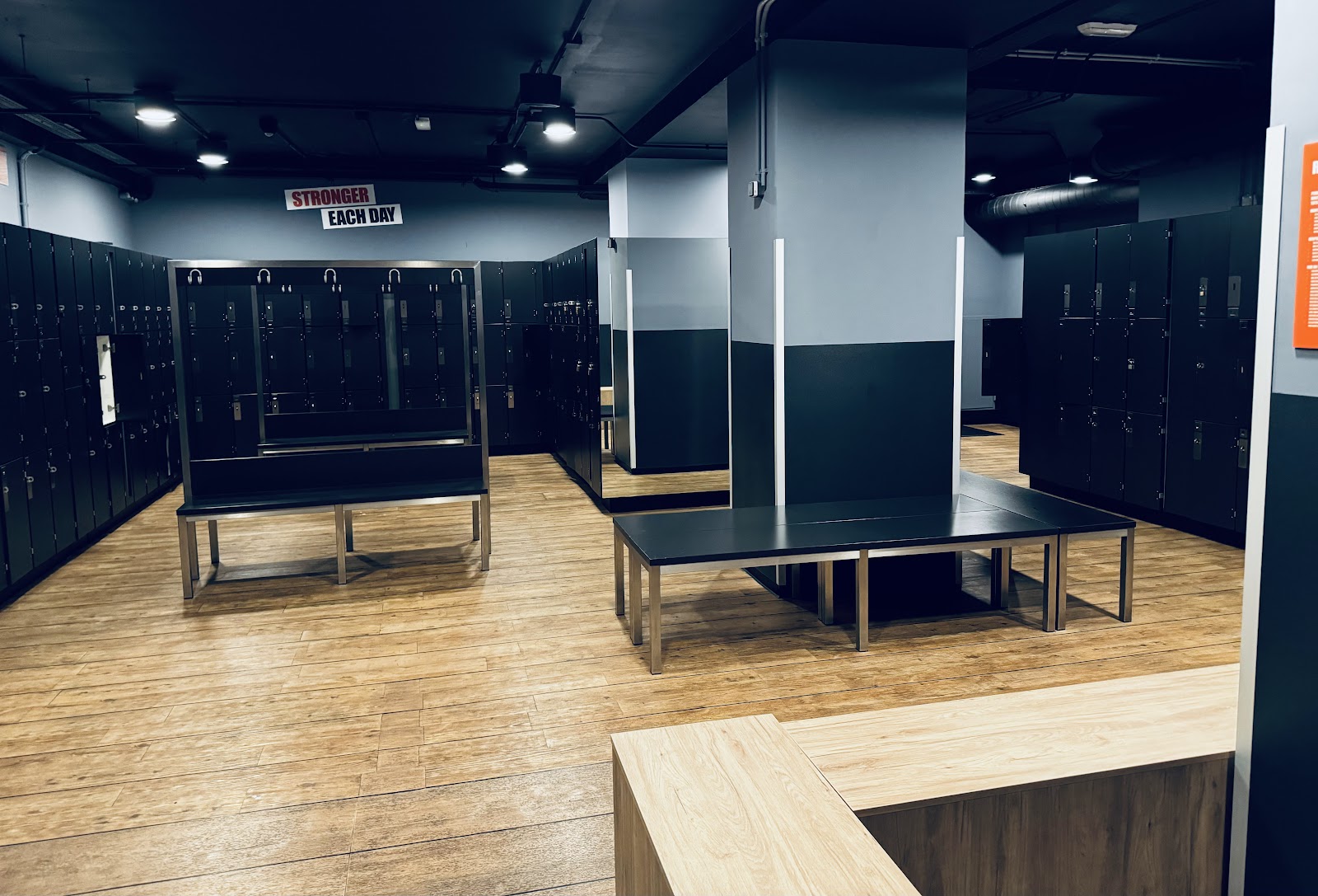 Photo de la salle de sport Basic-Fit Barcelona Josep Tarradellas à Av. de Josep Tarradellas, 133, Les Corts, 08029 Barcelona, España