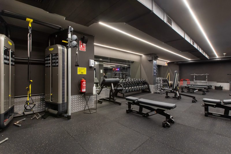 Photo de la salle de sport BDiR Calvet à Carrer del Mestre Nicolau, 23, Sarrià-Sant Gervasi, 08021 Barcelona, Spain