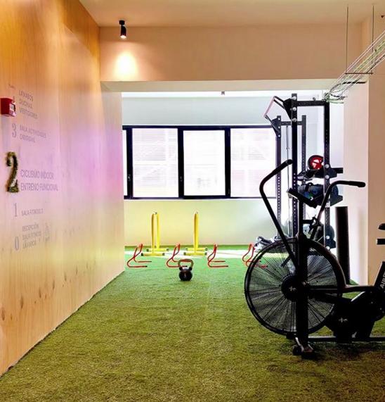 Photo de la salle de sport be24FIT L'Hospitalet de Llobregat à C/ Enginyer Moncunill, 53, 08905 L'Hospitalet de Llobregat, Barcelona, Spain