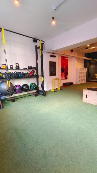 Photo de la salle de sport be24FIT L'Hospitalet de Llobregat à C/ Enginyer Moncunill, 53, 08905 L'Hospitalet de Llobregat, Barcelona, Spain