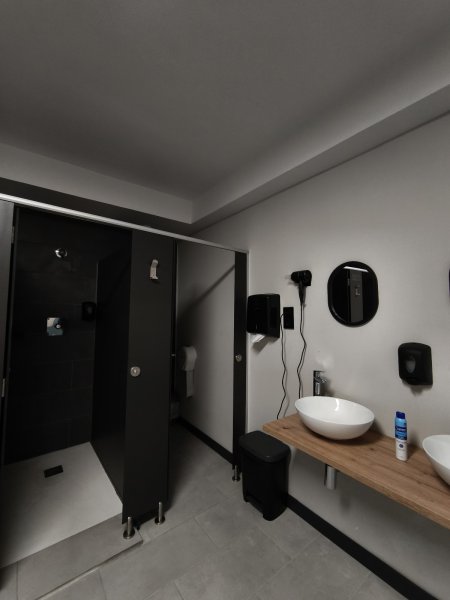 Photo de la salle de sport Body Lab Fitness Barcelona à Carrer de les Mimoses, 8, Sarrià-Sant Gervasi, 08034 Barcelona, Spain