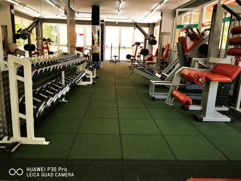 Photo de la salle de sport Club Esports Fabra gym à Pg. de Fabra i Puig, 318, Nou Barris, 08031 Barcelona, Spain