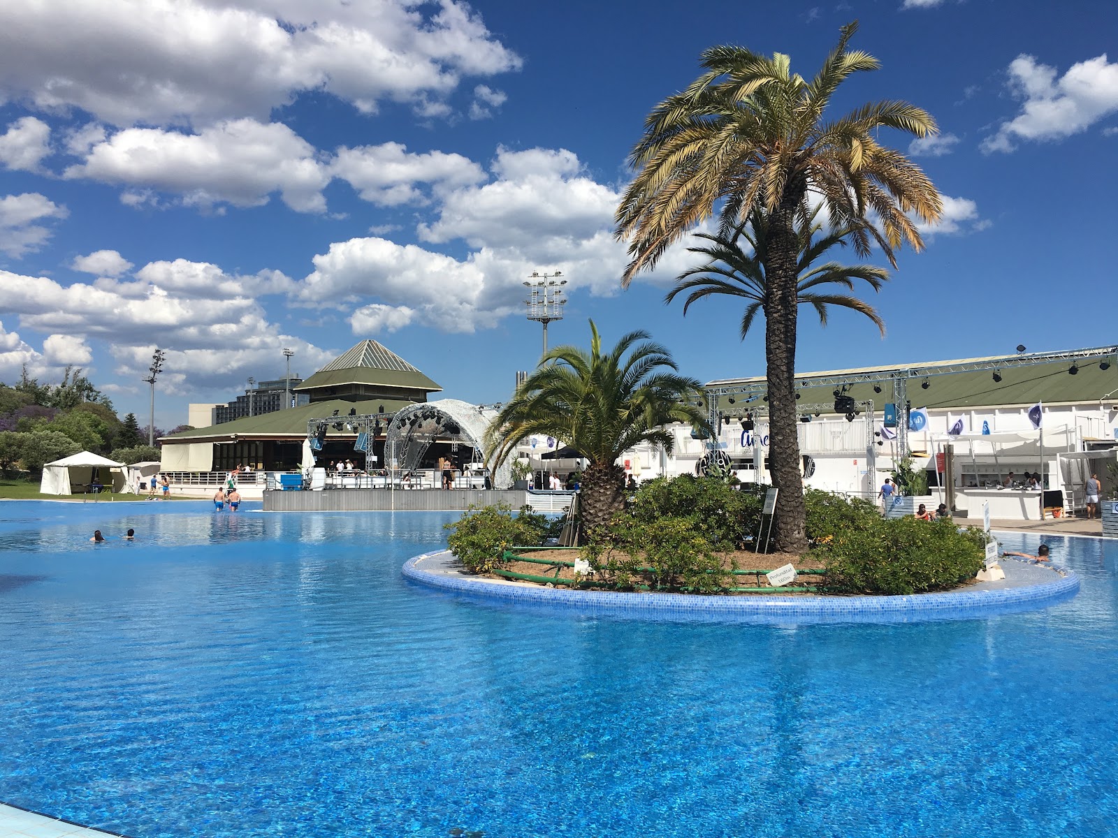 Photo de la salle de sport Complejo Deportivo Municipal Hospitalet Norte à Av. de Manuel Azaña, 21, 08906 L'Hospitalet de Llobregat, Barcelona, España