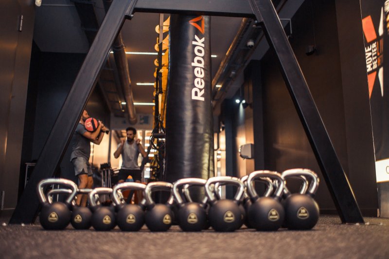 Photo de la salle de sport COSMOFIT à C/ de Roger de Llúria, 40, L'Eixample, 08009 Barcelona, Spain