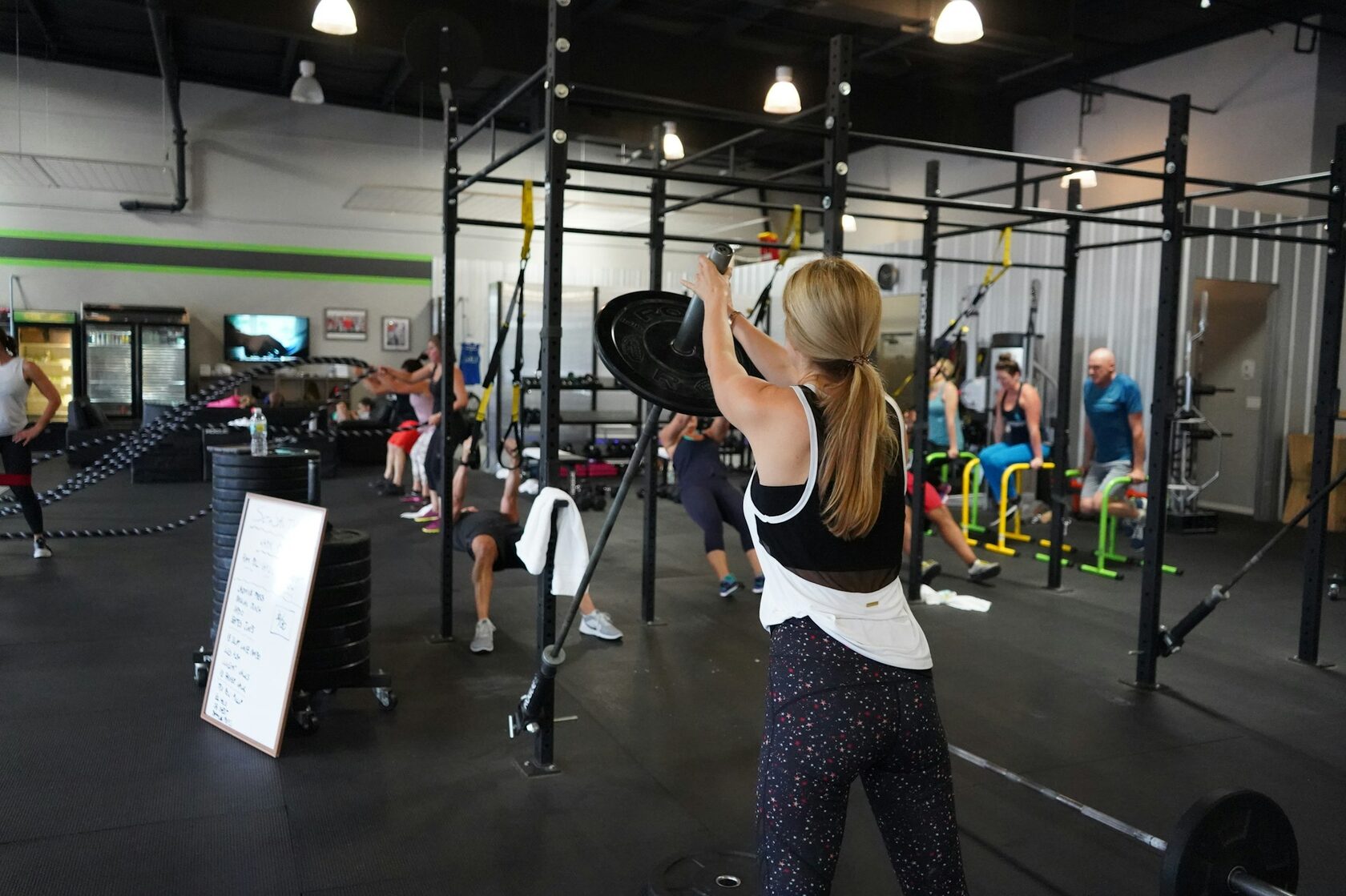 Photo de la salle de sport CrossFit RST Guinardó à Carrer del Xiprer, 57, Horta-Guinardó, 08041 Barcelona, España