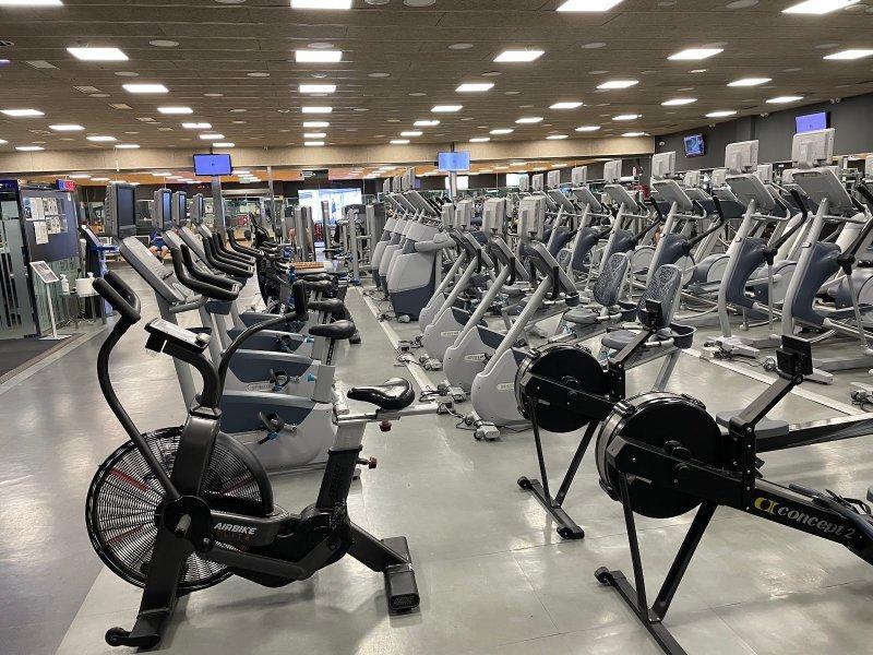 Photo de la salle de sport DiR Av. Madrid à Av. de Madrid, 170, Sants-Montjuïc, 08028 Barcelona, Spain