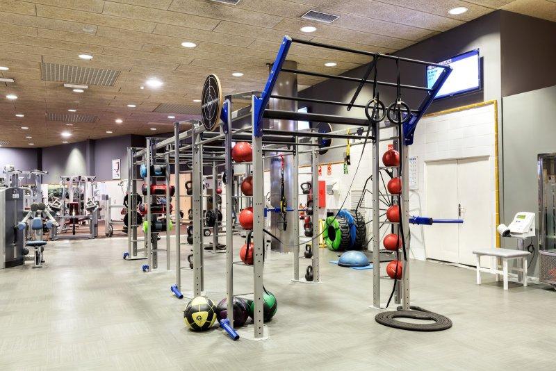 Photo de la salle de sport DiR Maragall à C/ de St. Antoni Maria Claret, 362, Sant Martí, 08041 Barcelona, Spain