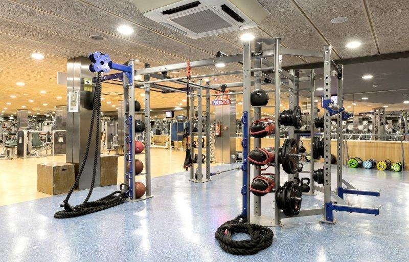 Photo de la salle de sport DiR Tarragona à C/ de Tarragona, 108, 110, L'Eixample, 08015 Barcelona, Spain