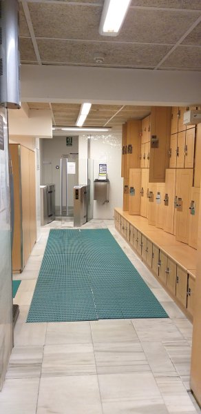 Photo de la salle de sport DiR Tarragona à C/ de Tarragona, 108, 110, L'Eixample, 08015 Barcelona, Spain