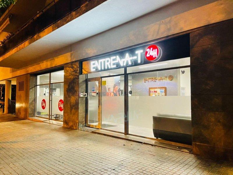 Photo de la salle de sport Entrena-T 24H Moianès à Carrer del Moianès, 19, Sants-Montjuïc, 08014 Barcelona, Spain