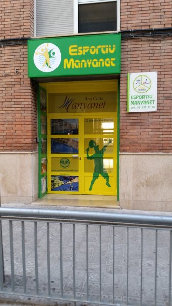 Photo de la salle de sport Esportiu Manyanet à Carrer del Prat d'en Rull, 6, Les Corts, 08029 Barcelona, Spain