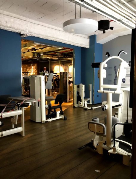 Photo de la salle de sport Gimnasio McFIT Hospitalet de Llobregat à Av. de Josep Tarradellas i Joan, s/n, 08901 L'Hospitalet de Llobregat, Barcelona, Spain