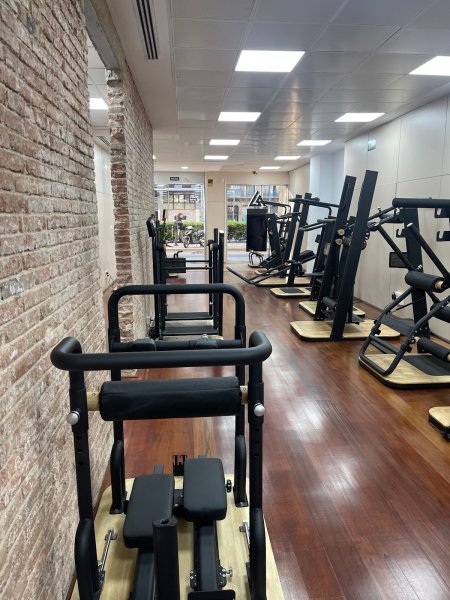 Photo de la salle de sport Neonetic Barcelona à Gran Via de les Corts Catalanes, 529, L'Eixample, 08011 Barcelona, Spain