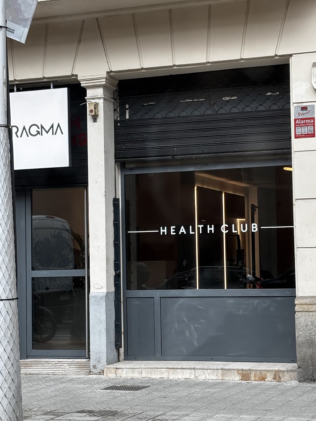 Photo de la salle de sport PRAGMA Health Club à Carrer de la Diputació, 49, B-2, Eixample, 08015 Barcelona, España
