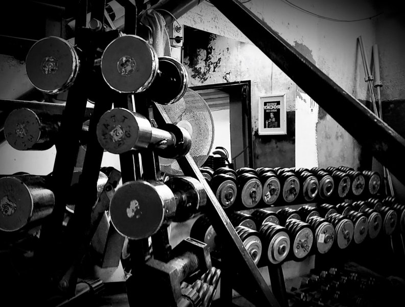 Photo de la salle de sport PROFESSIONAL TRAINING à Passatge de Vilaret, 34, L'Eixample, 08013 Barcelona, Spain