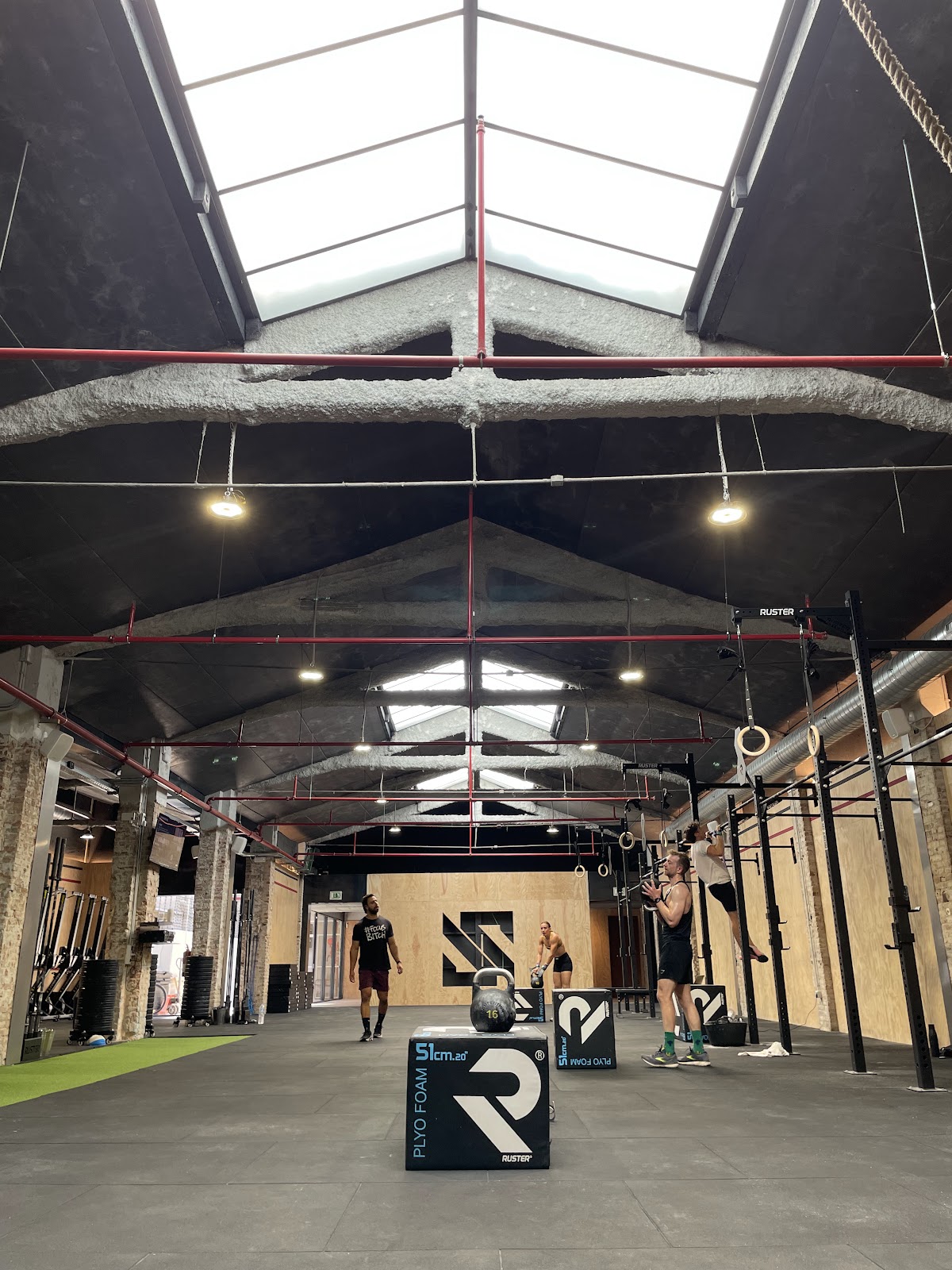 Photo de la salle de sport Studio Nova CrossFit à Carrer de València, 149, Eixample, 08011 Barcelona, España