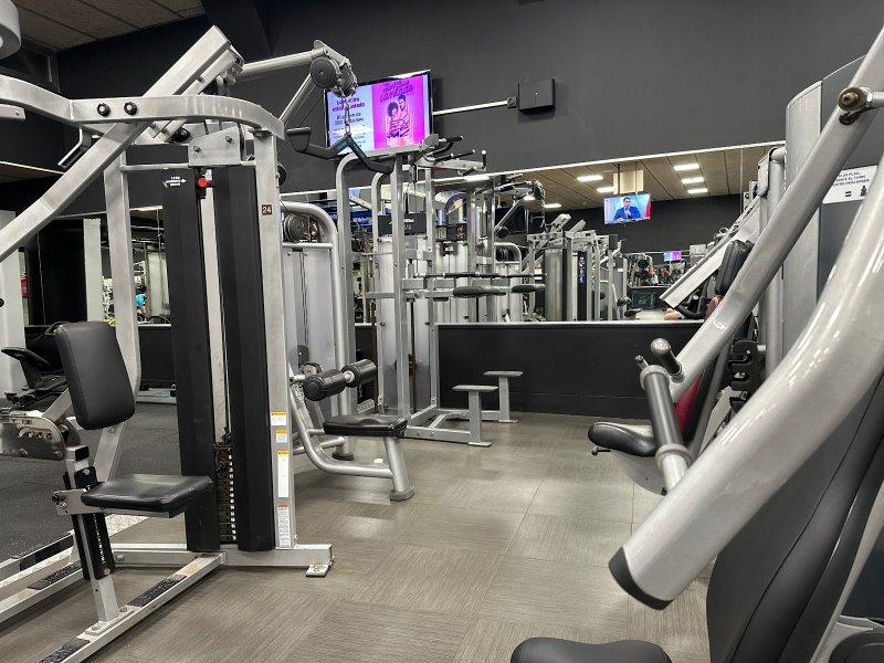 Photo de la salle de sport Tres Torres DiR à Carrer dels Vergós, 4, Sarrià-Sant Gervasi, 08017 Barcelona, Spain