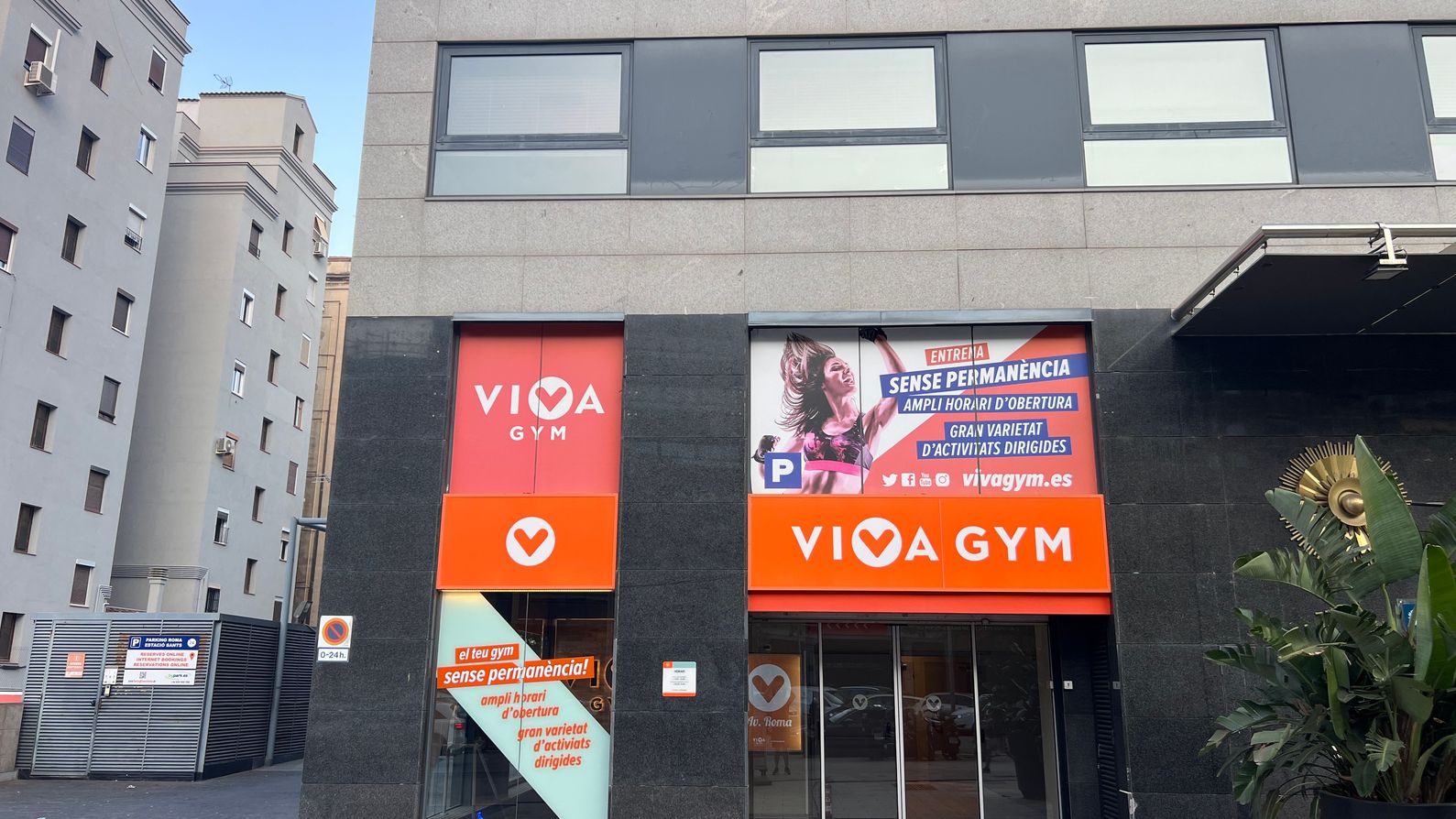Photo de la salle de sport VivaGym Avenida Roma à Avinguda de Roma, 22, Eixample, 08015 Barcelona, España