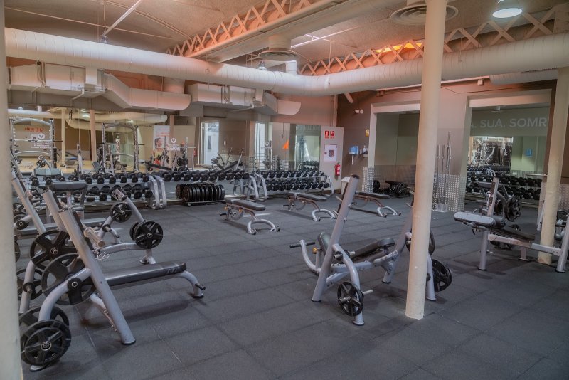 Photo de la salle de sport VivaGym Bruc | Gimnasio en Barcelona à C/ del Bruc, 49, L'Eixample, 08009 Barcelona, Spain