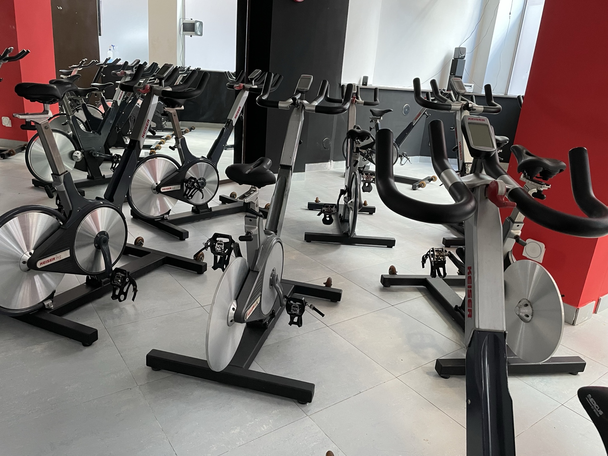 Photo de la salle de sport XFit Sant Gervasi à Carrer de la Torre, 11, Sarrià-Sant Gervasi, 08006 Barcelona, España